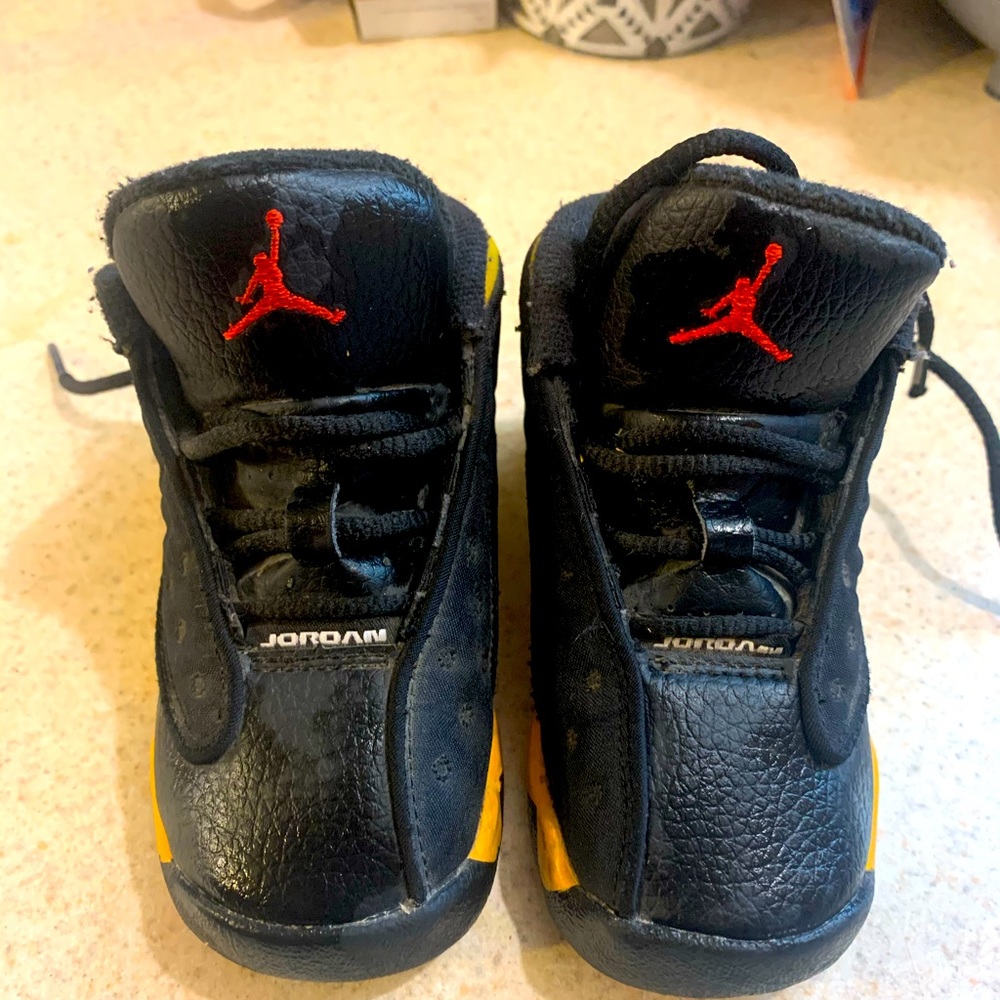 ❤️SOLD❤️ Jordan’s size 6C
